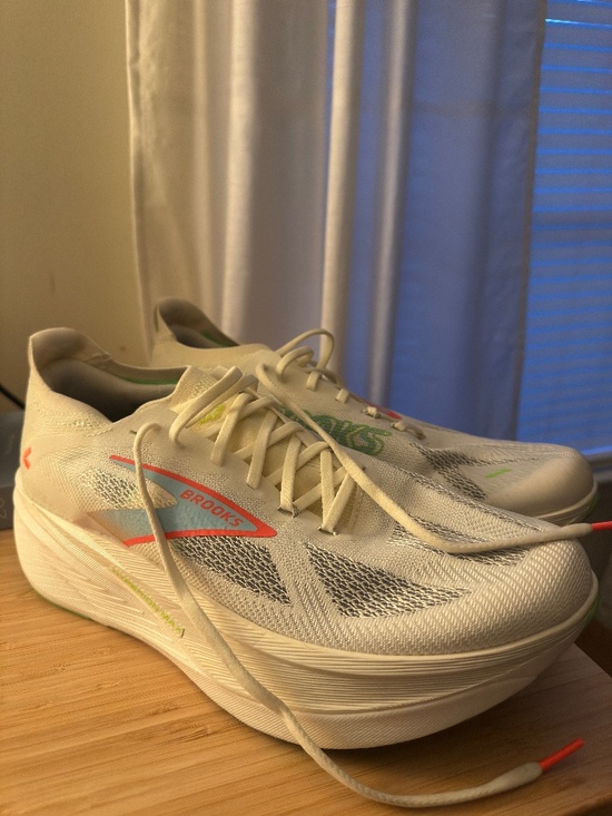 Mens Brooks Hyperion Max 3 Size 12 main image 5